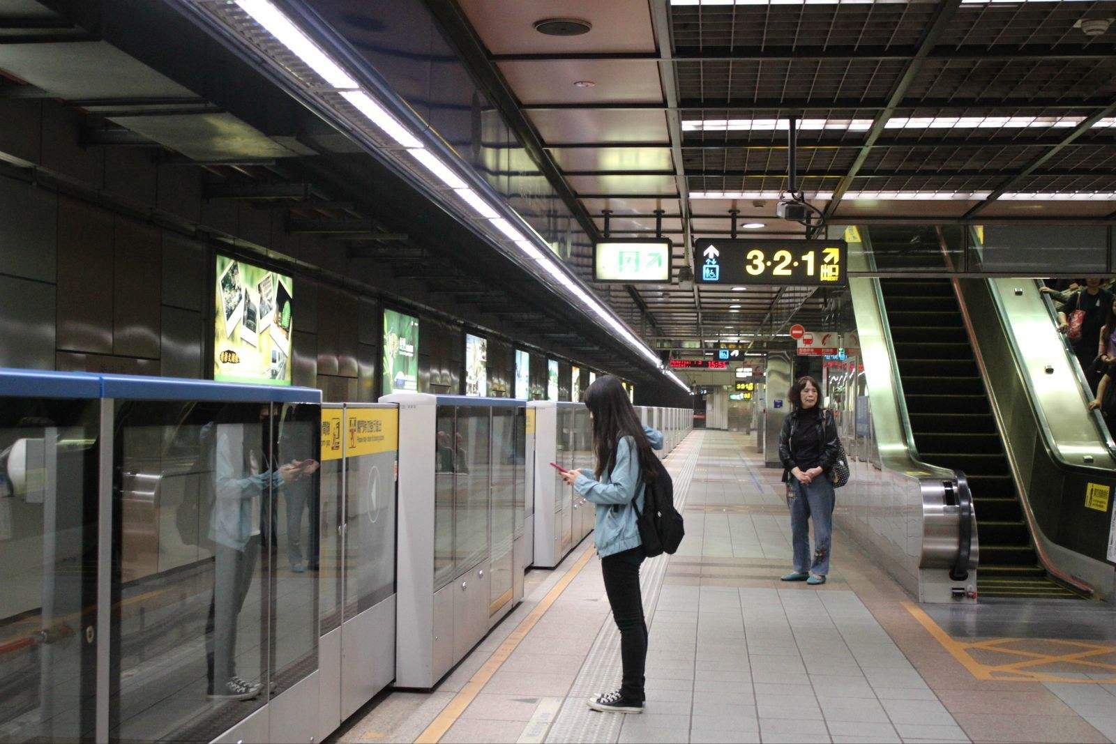 地鐵公交等公共場合空氣污染突出，市民盼望杭州室內(nèi)空氣檢測機(jī)構(gòu)進(jìn)行檢測