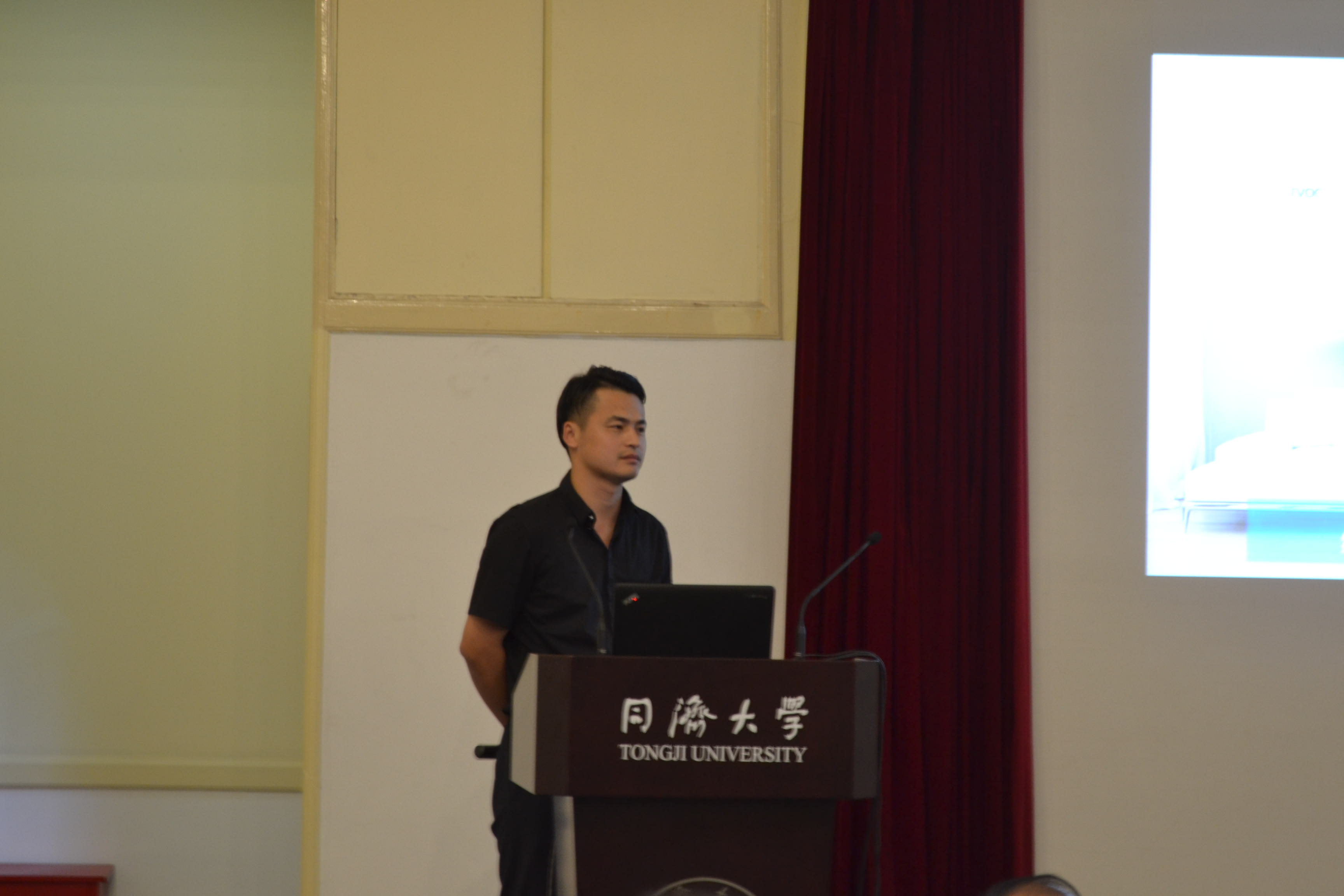 創(chuàng)綠家搖一搖除甲醛魔球在同濟大學榮獲“***互聯網暢銷除甲醛產品”創(chuàng)新成果獎