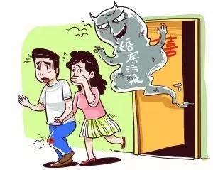 新房入住十天英俊小伙變憔悴不堪，新房裝修后如何除甲醛您必須了解！