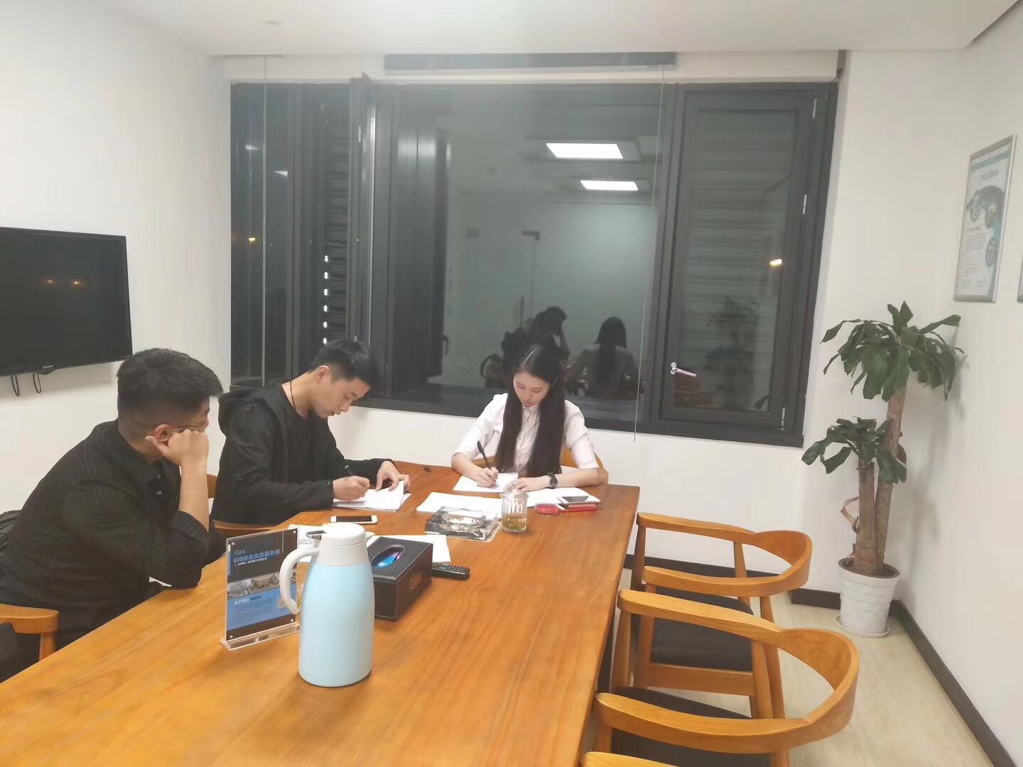 熱烈祝賀馬總、張總簽約創(chuàng)綠家亳州縣級代理！