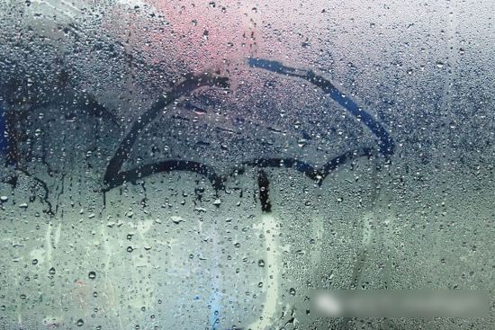 房間潮濕怎么辦！不僅會(huì)發(fā)霉還會(huì)導(dǎo)致甲醛超標(biāo)