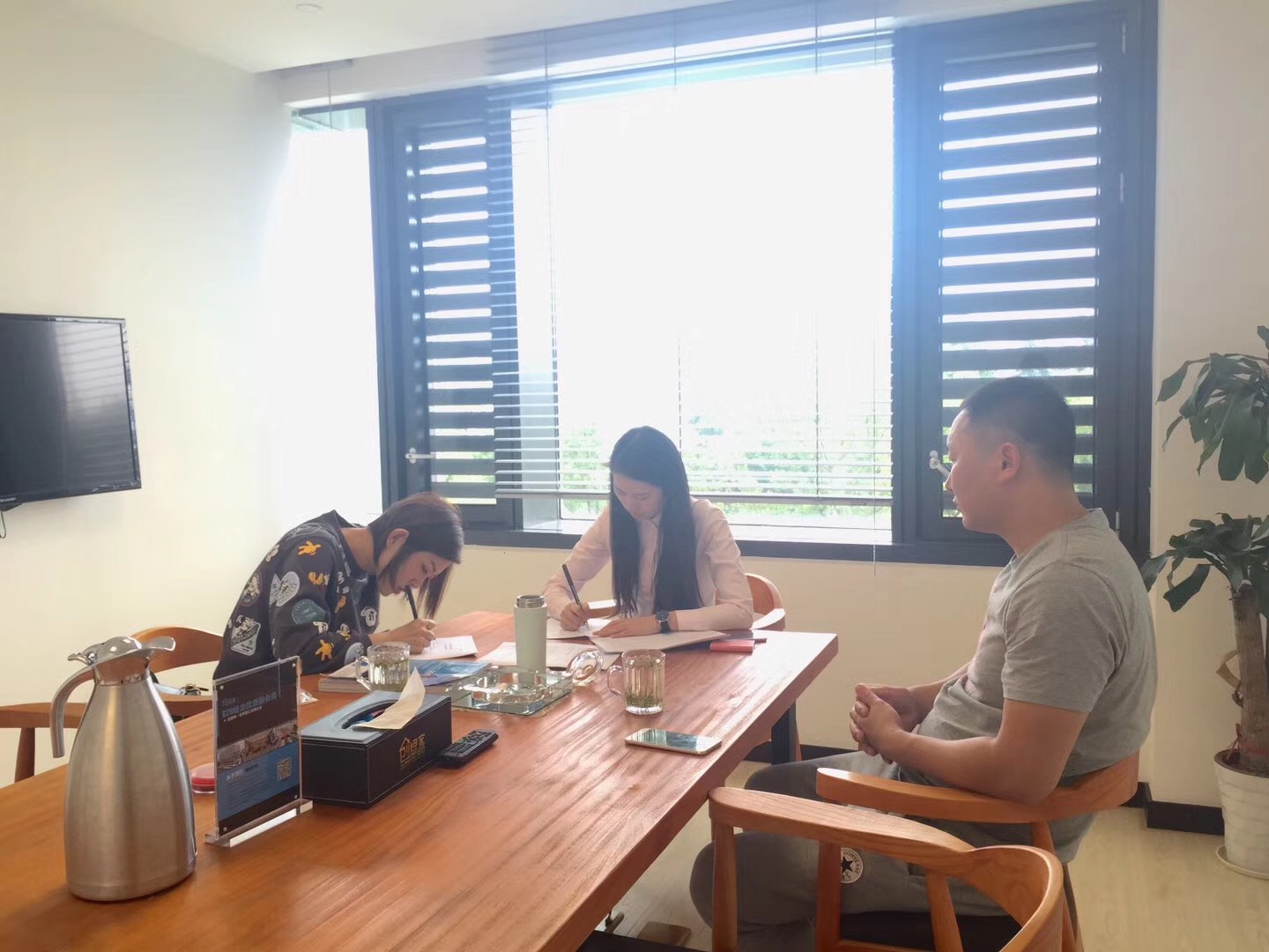 熱烈祝賀寧總簽約創(chuàng)綠家泰安市縣級代理！