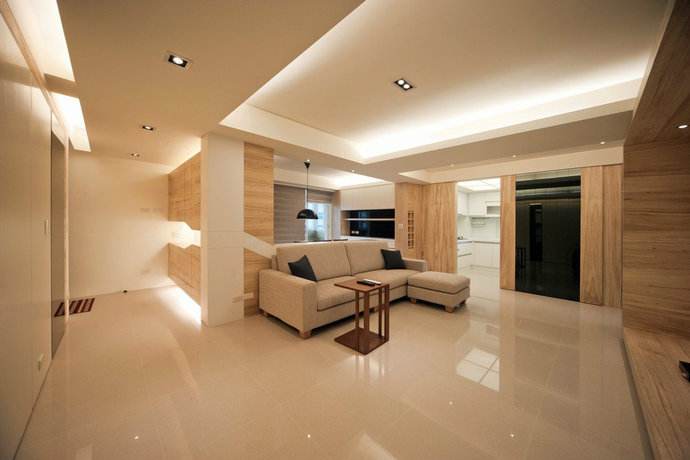 可怕！裝修時貼墻紙用的膠水太過刺鼻，孩子患上裝修性哮喘，甲醛超標(biāo)怎么辦