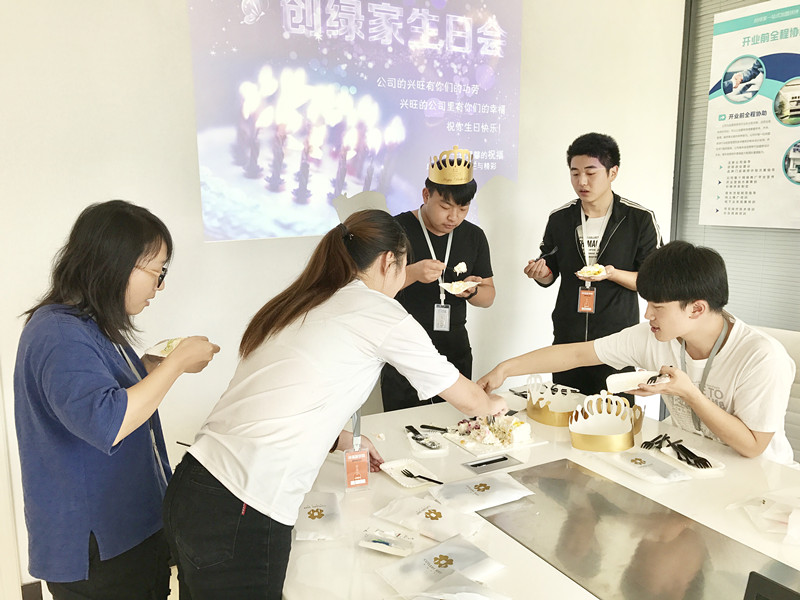 【10月生日會】我們的創(chuàng)綠家溫暖、開心，還有傳承！