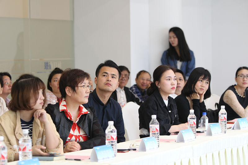 創(chuàng)綠家環(huán)保應(yīng)邀參加2018中國透明工廠評選啟動儀式！