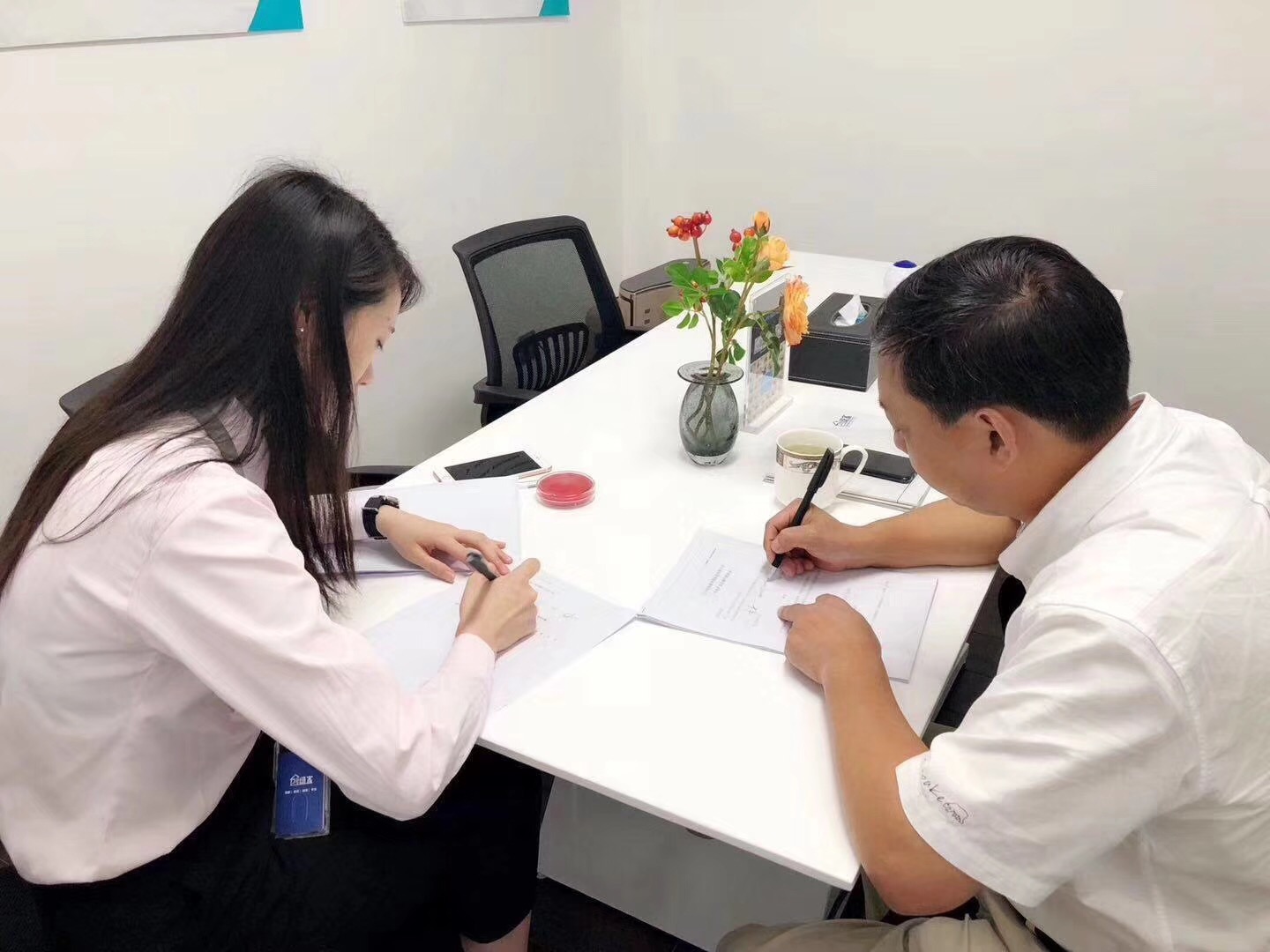 熱烈祝賀肖總簽約創(chuàng)綠家溫州市區(qū)級(jí)代理！