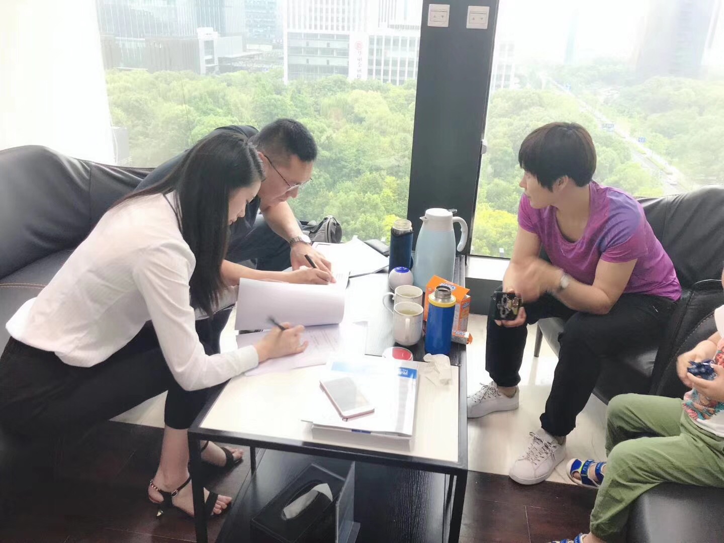 熱烈祝賀張總簽約創(chuàng)綠家哈爾濱市區(qū)級代理！