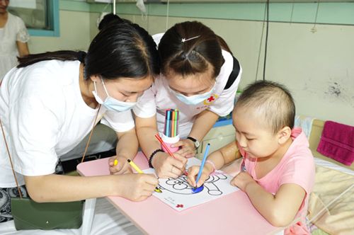 室內(nèi)甲醛超標怎么辦？為了快樂暑假，父母必須這么做！