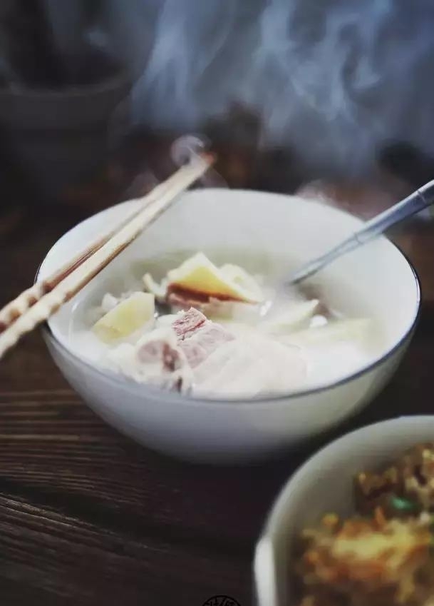 21天3000元重裝出租屋 除甲醛莫忘記！