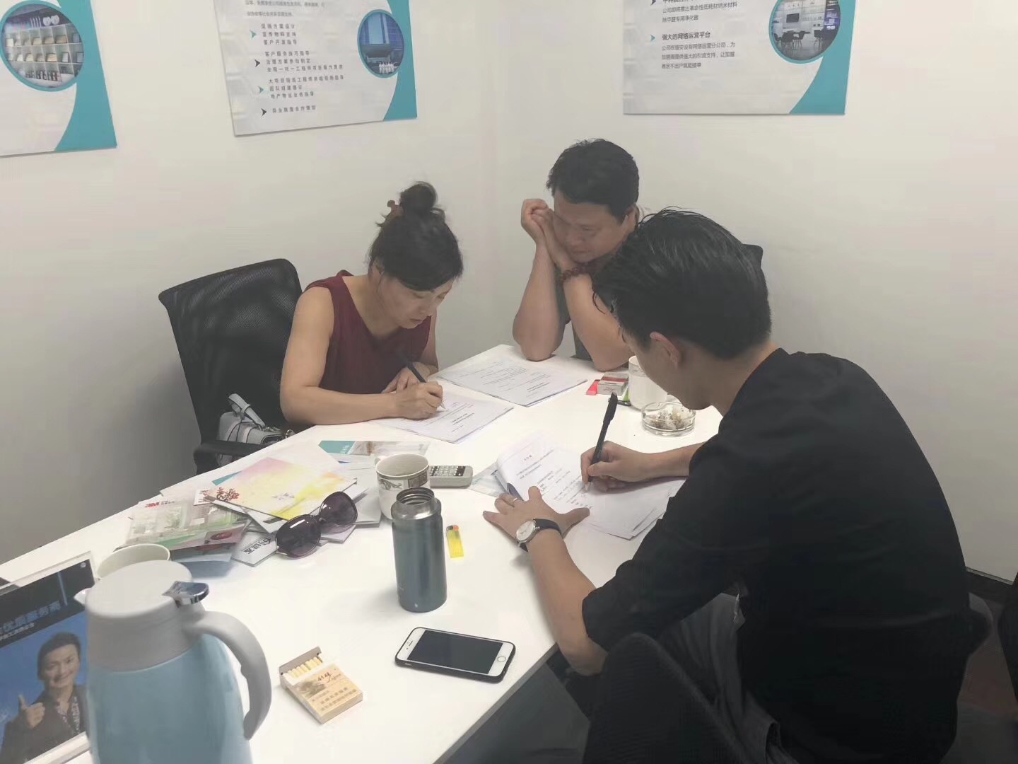 熱烈祝賀趙總團(tuán)隊(duì)簽約創(chuàng)綠家上海市區(qū)級代理！