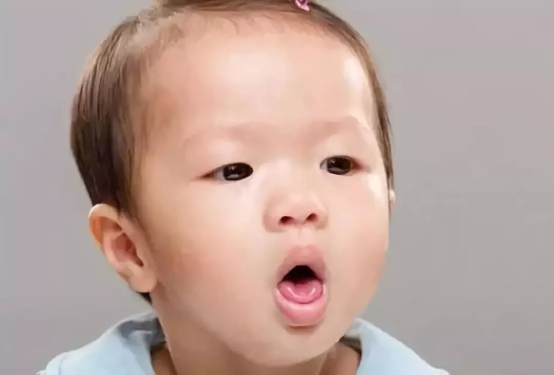 4歲男孩和媽媽辦“婚禮”，真相令人淚崩！