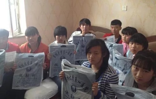 開(kāi)學(xué)倒計(jì)時(shí)，學(xué)校除甲醛讓熊孩子們?cè)獨(dú)鉂M滿迎接新學(xué)期！