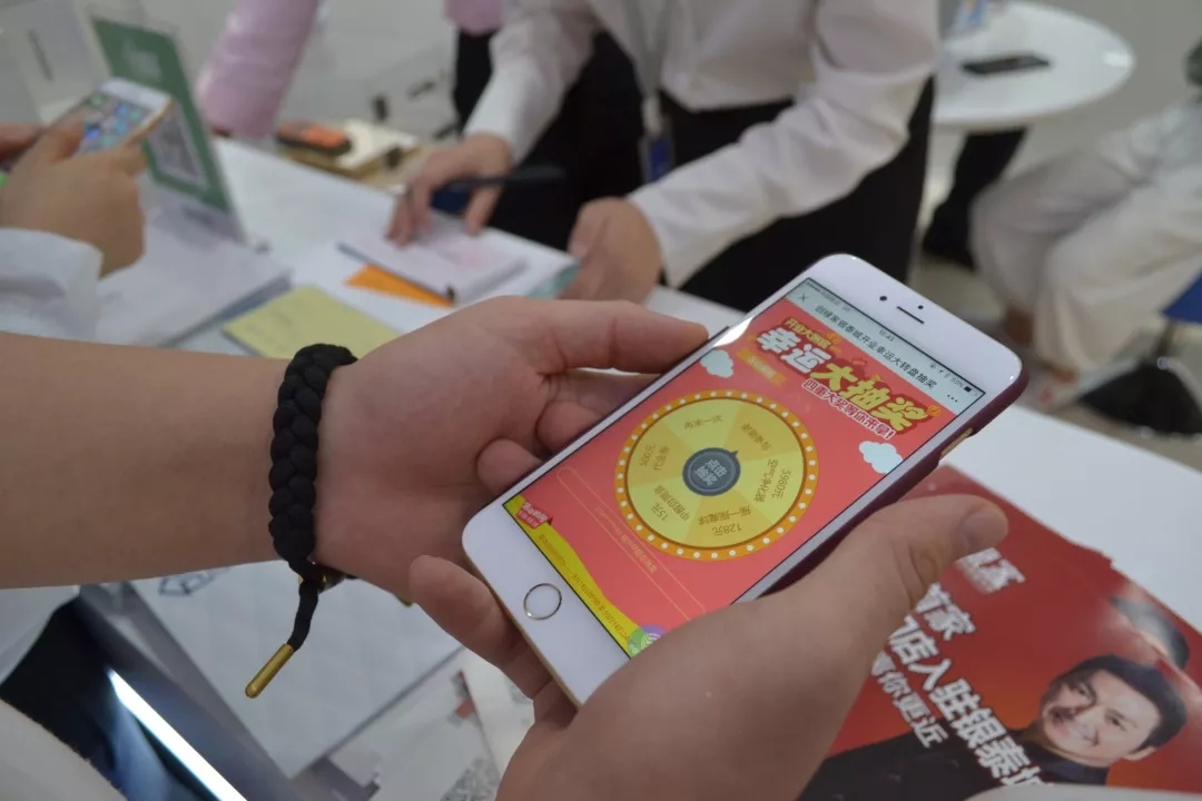 杭城首店！雙甲級(jí)除甲醛門(mén)店落戶(hù)銀泰城