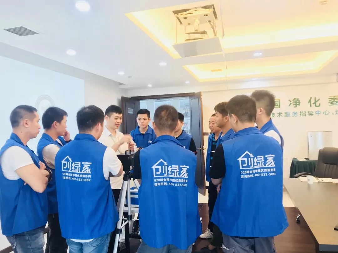 杭城首店！雙甲級(jí)除甲醛門(mén)店落戶(hù)銀泰城