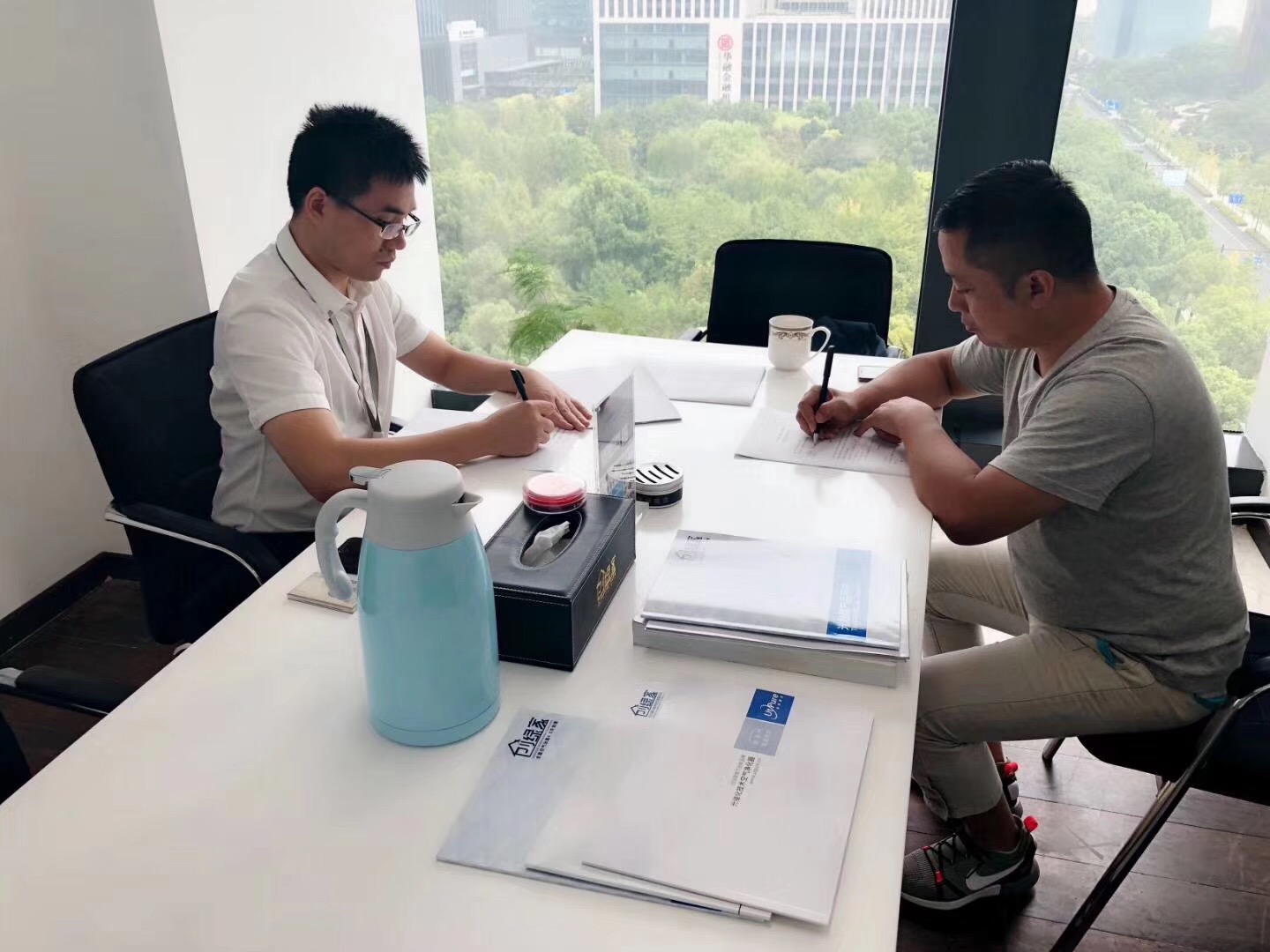 熱烈祝賀蔣總簽約創(chuàng)綠家阜陽市縣級代理！