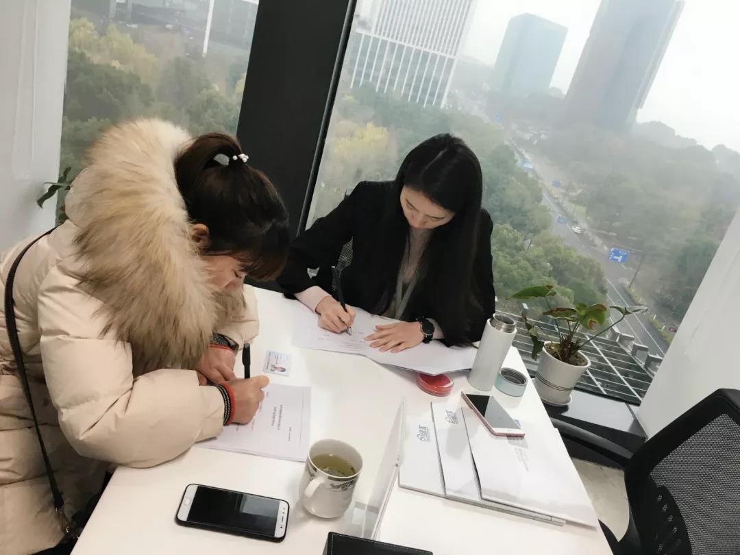 熱烈祝賀張總簽約創(chuàng)綠家河南省周口市縣級代理！