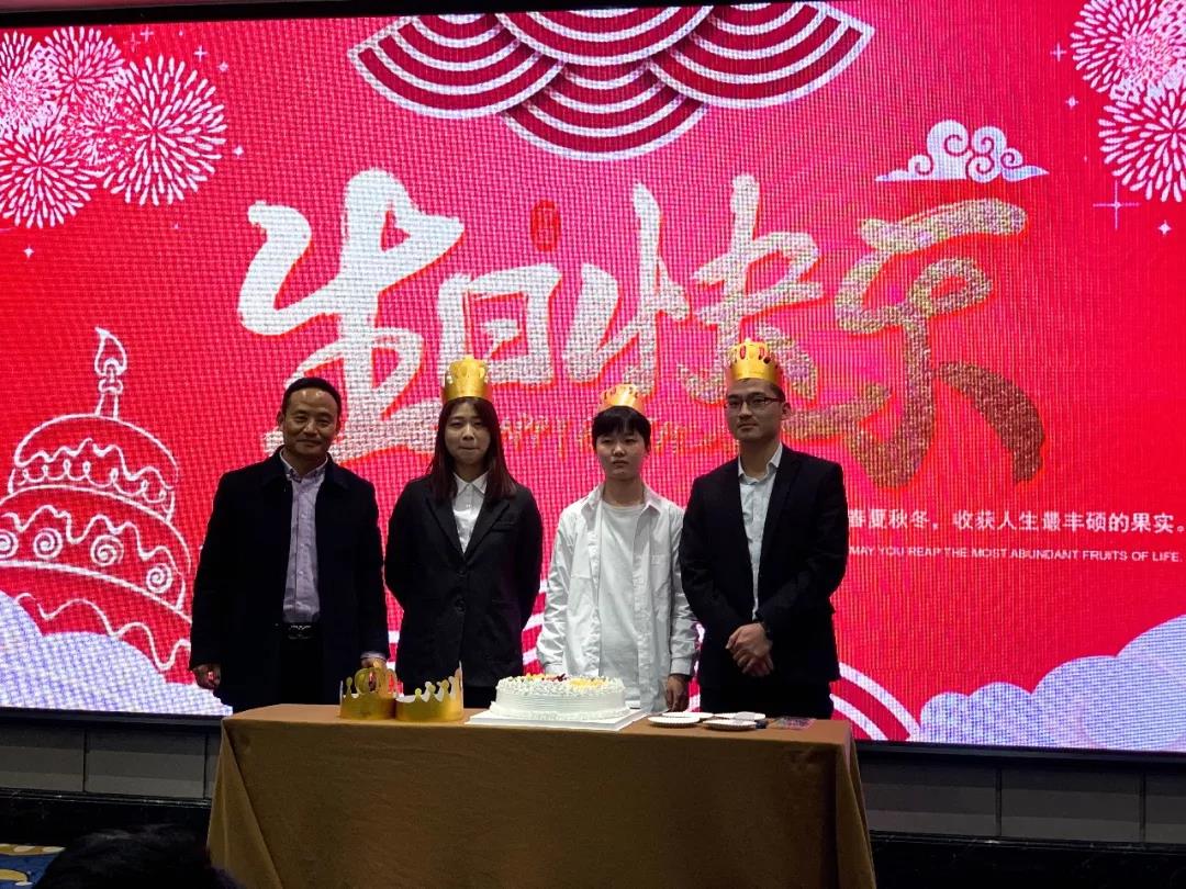 創(chuàng)綠家環(huán)保2018年度頒獎(jiǎng)典禮圓滿(mǎn)結(jié)束