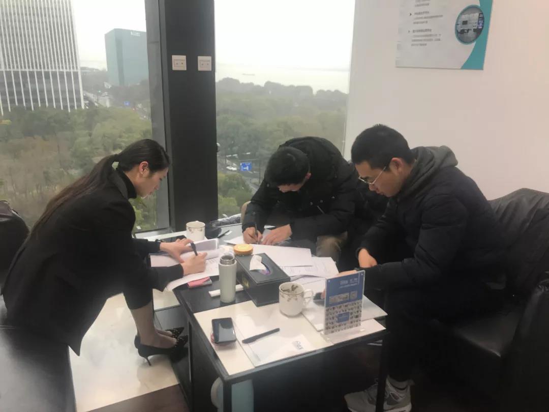 熱烈祝賀曾總、代總簽約創(chuàng)綠家四川省德陽市區(qū)級代理！