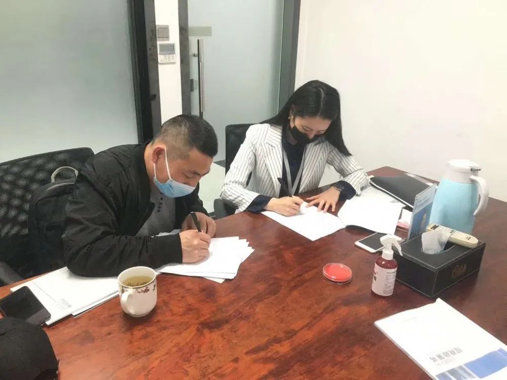 熱烈祝賀周總簽約創(chuàng)綠家江蘇省無錫市區(qū)級代理！