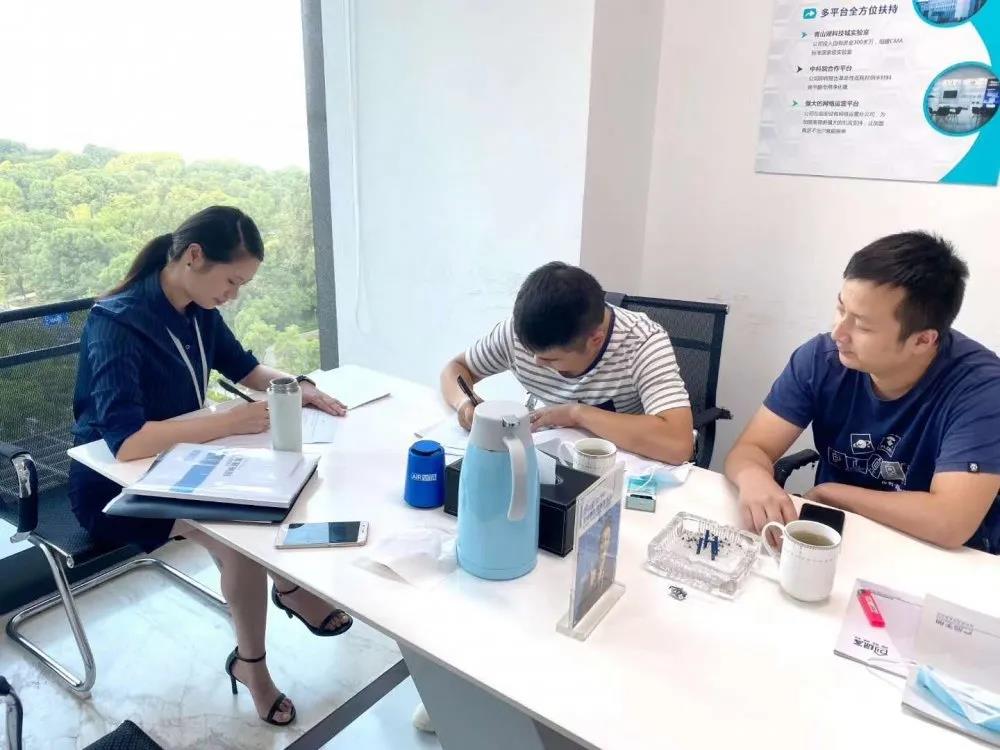 熱烈祝賀王總李總簽約創(chuàng)綠家四川省達州市區(qū)級代理！