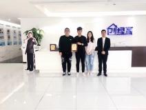 熱烈祝賀李總、王總簽約創(chuàng)綠家鞍山市區(qū)級代理！