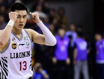 CBA第一得分手發(fā)高燒吸氧0得分 教練：賓館房間新裝修，甲醛中毒導(dǎo)致的！