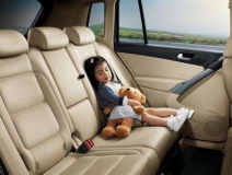 車內(nèi)空氣凈化價(jià)格是多少？