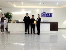 熱烈祝賀胡總簽約創(chuàng)綠家新余市區(qū)級代理！