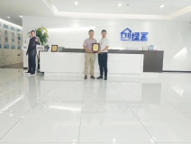 熱烈祝賀樊總簽約創(chuàng)綠家成都市區(qū)級(jí)代理！