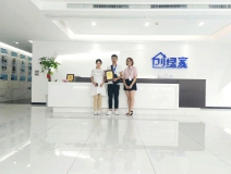 熱烈祝賀段總夫婦簽約創(chuàng)綠家宜昌市區(qū)級代理！