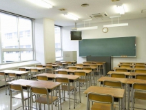 校舍裝修完買了400盆綠蘿凈化空氣，還有孩子開(kāi)學(xué)第一天就熏暈了！