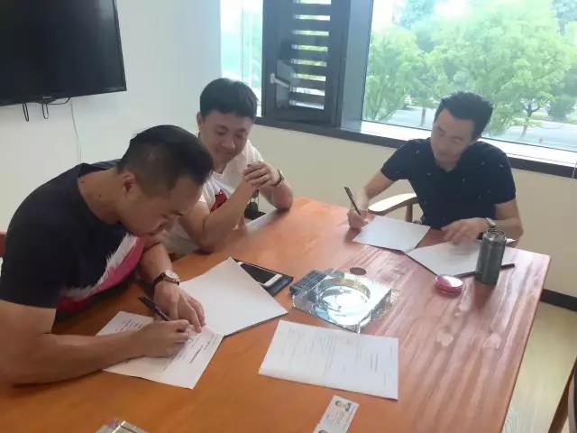 熱烈祝賀樂(lè)山市中呂總、馬總成功加入創(chuàng)綠家！