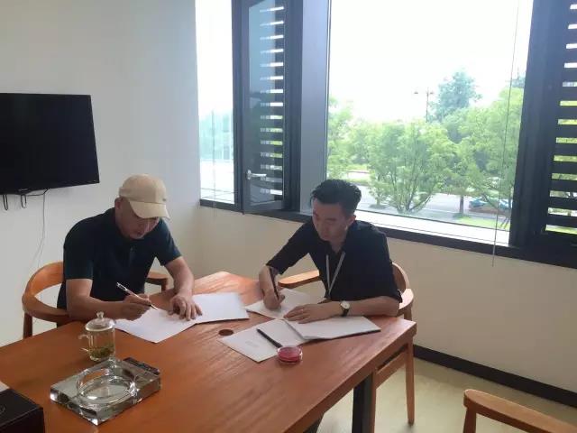 熱烈祝賀重慶兩江新區(qū)李總成功加入創(chuàng)綠家！