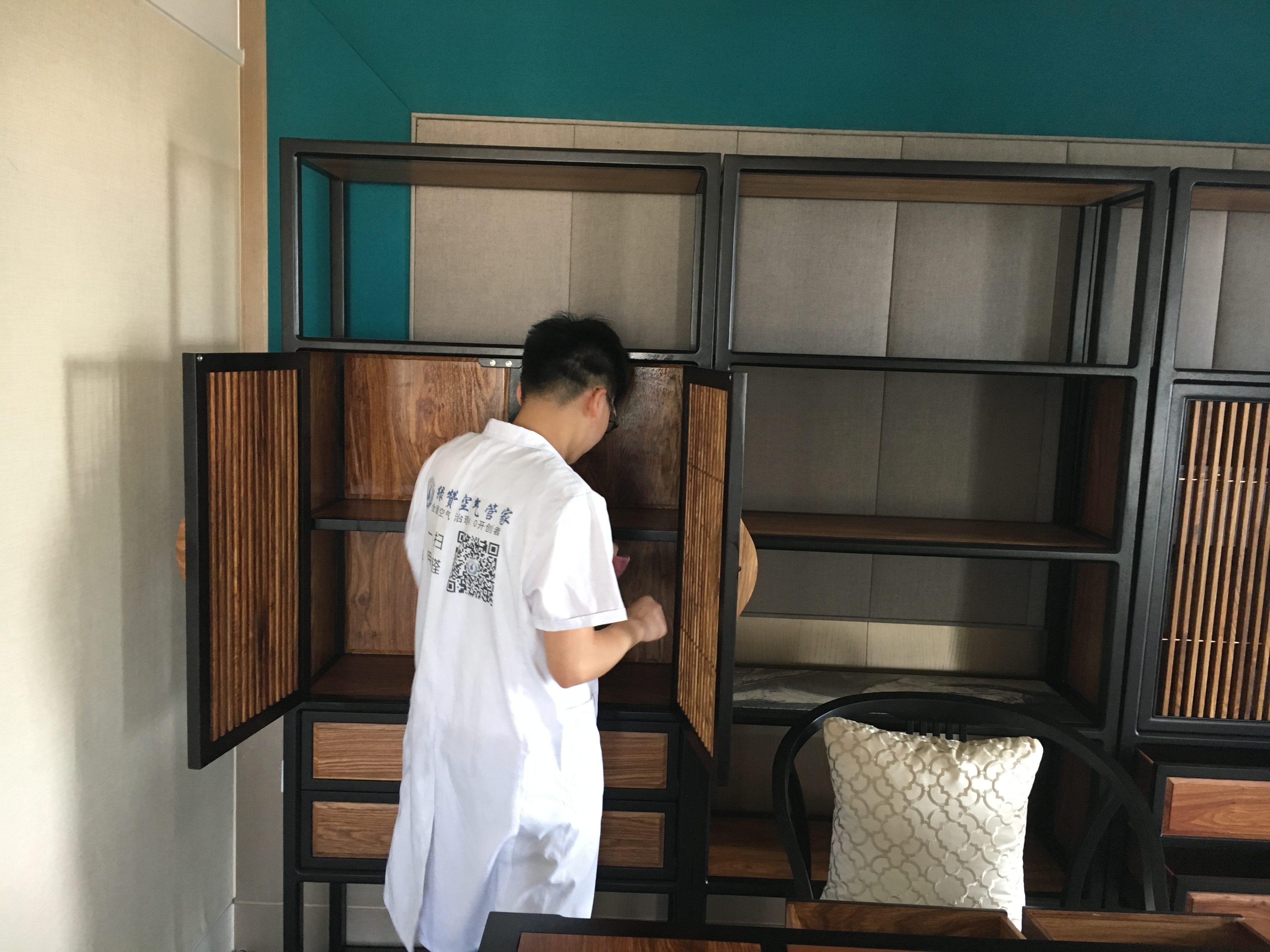 找除甲醛公司是一種辦法？是的，這還是您對待室內(nèi)空氣污染的正確心態(tài)！