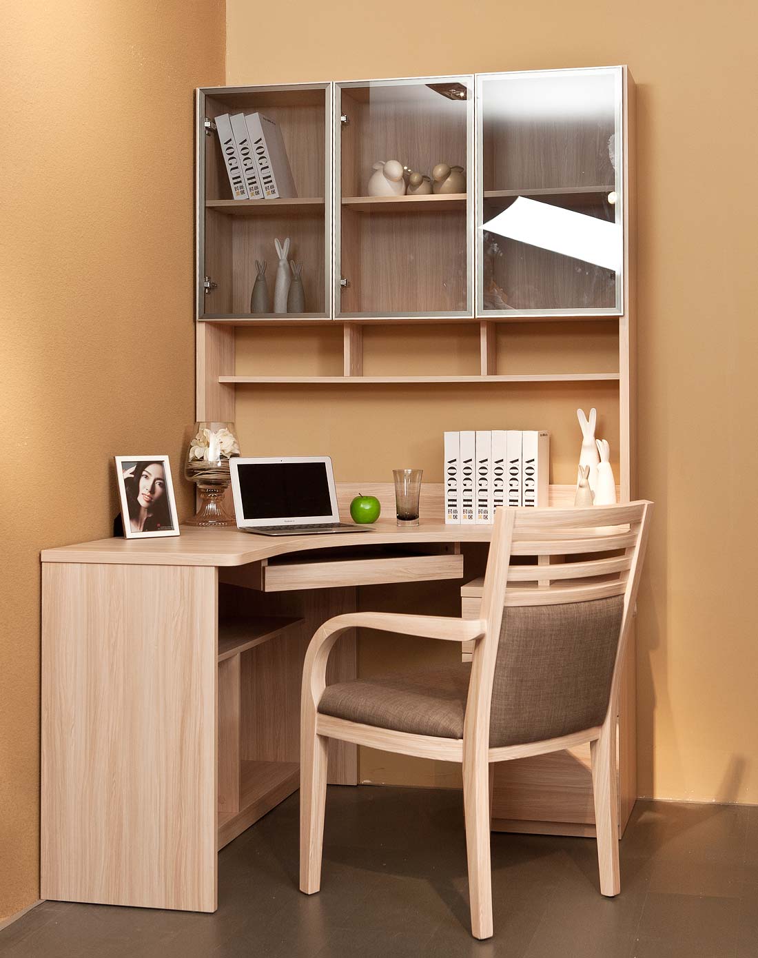 不懂得裝修后除甲醛讓書桌超標，引起孩子厭學！