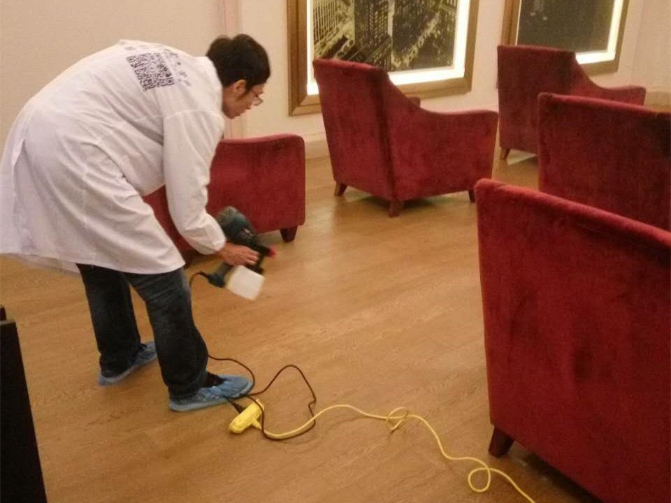 靠“甲醛超標(biāo)”上頭條的強(qiáng)化木地板，讓全國網(wǎng)友都坐不住了……